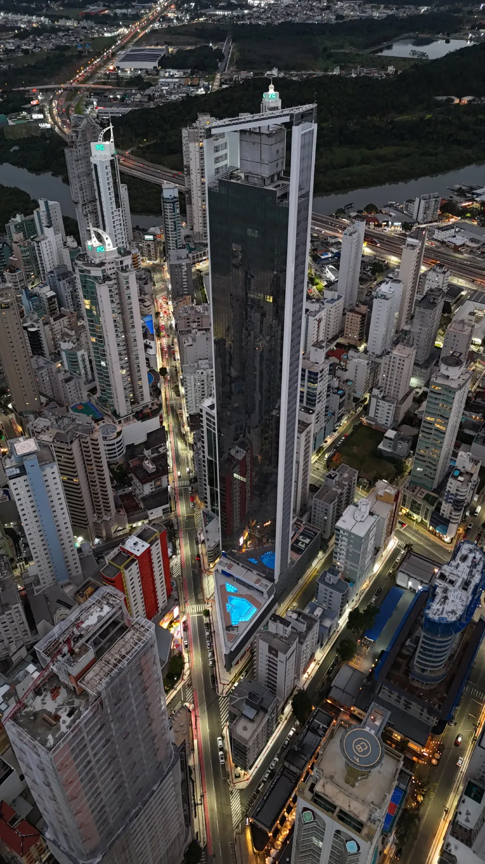 Apartamento para venda no bairro Barra Sul em Balneário Camboriú