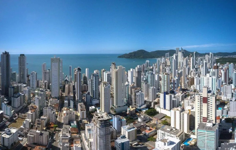 Apartamento para venda no bairro Centro em Balneário Camboriú