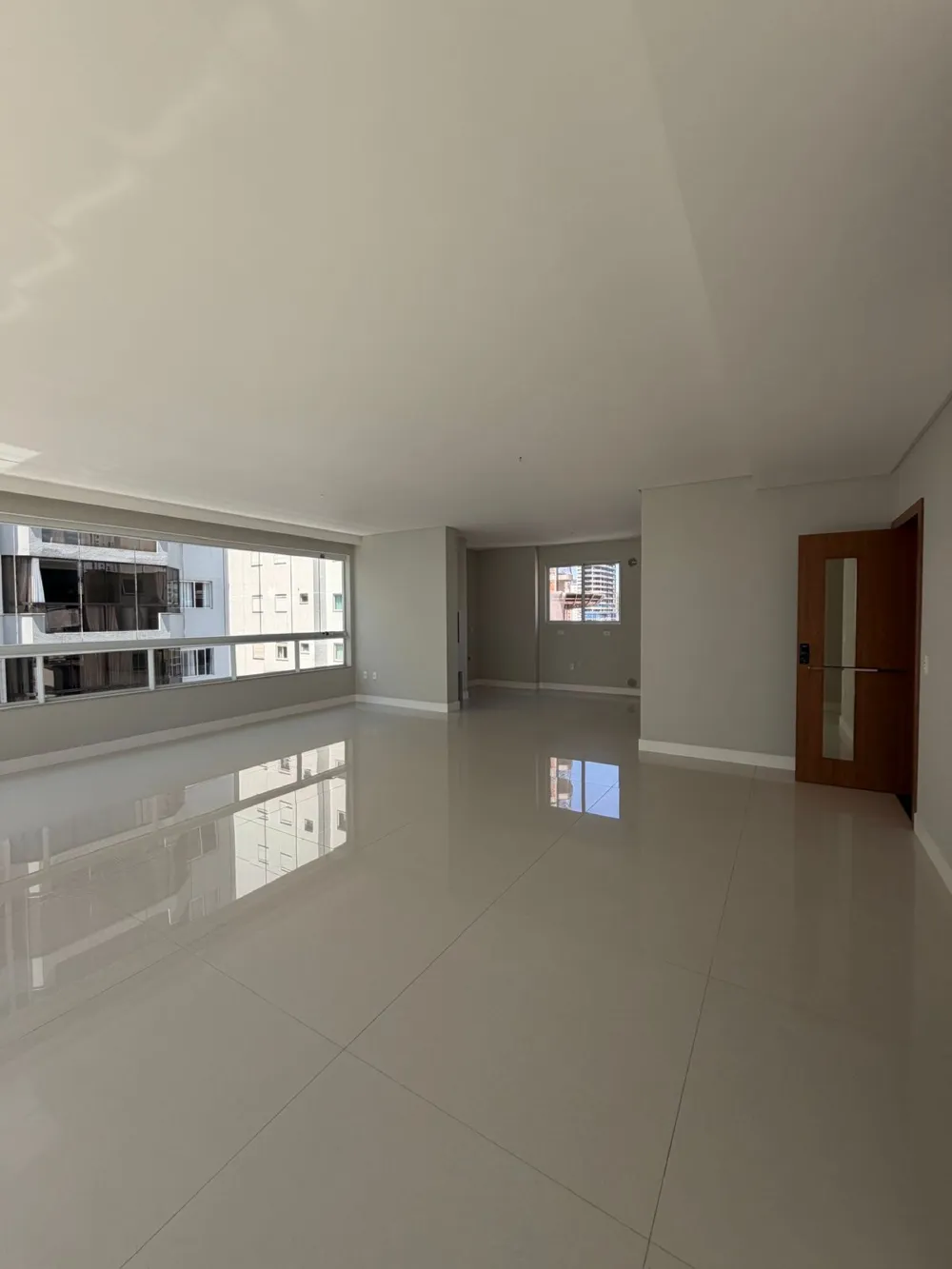 Apartamento para reserva no bairro Centro em Balneário Camboriú
