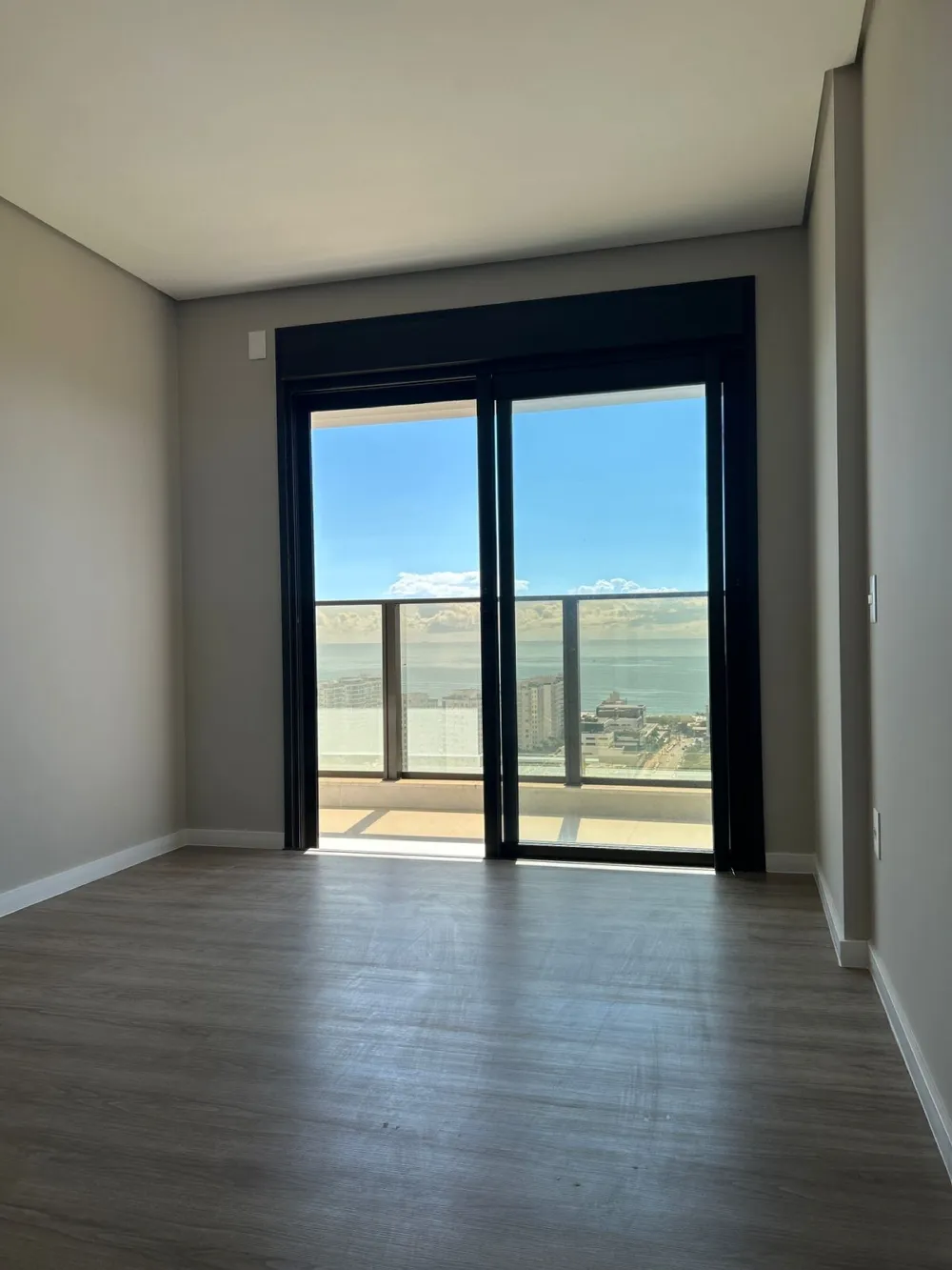 Apartamento para venda no bairro Praia Brava em Itajaí