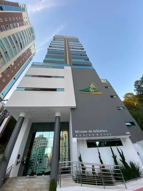 Apartamento para venda no bairro Pioneiros em Balneário Camboriú