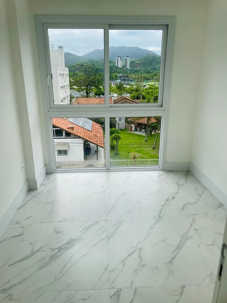 Apartamento para venda no bairro Praia Brava em Itajaí