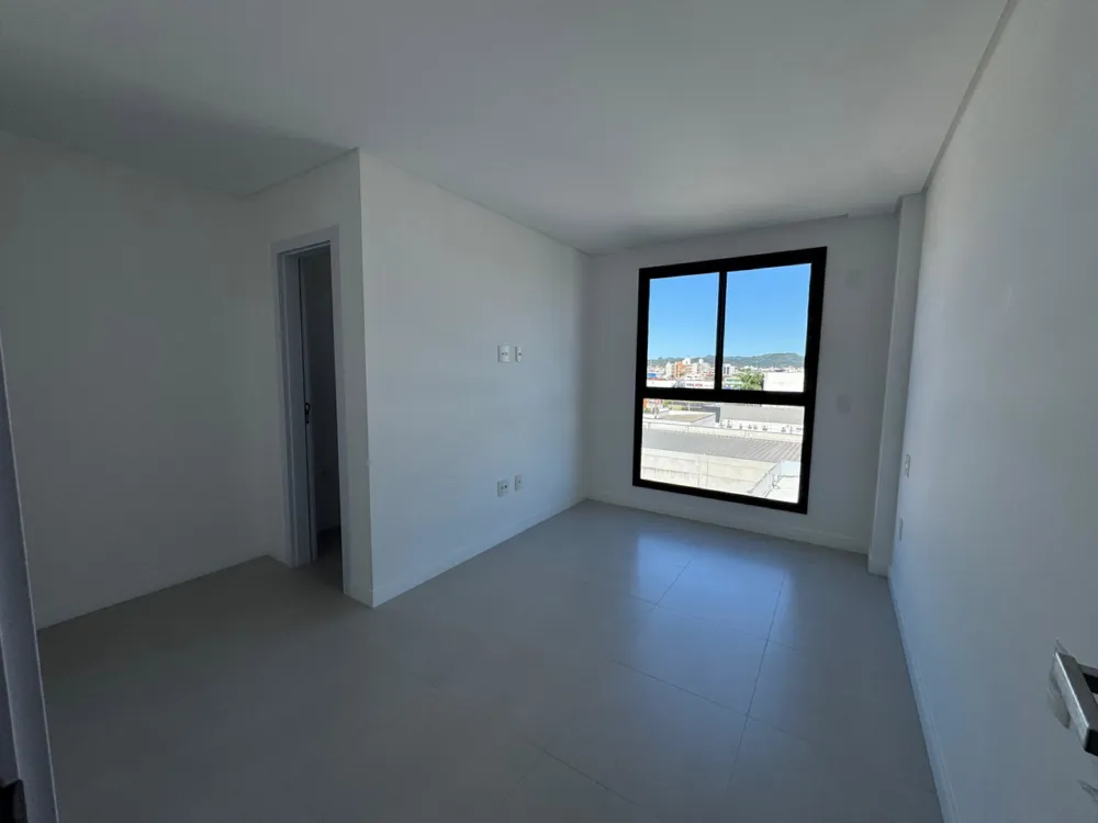 Apartamento 2 quartos para venda no bairro Estados em Balneário Camboriú