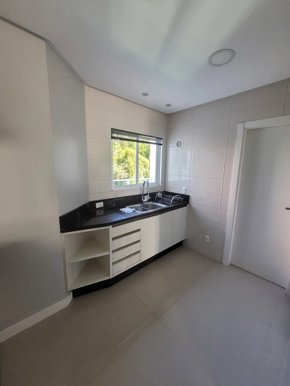 Apartamento para venda no bairro Pioneiros em Balneário Camboriú