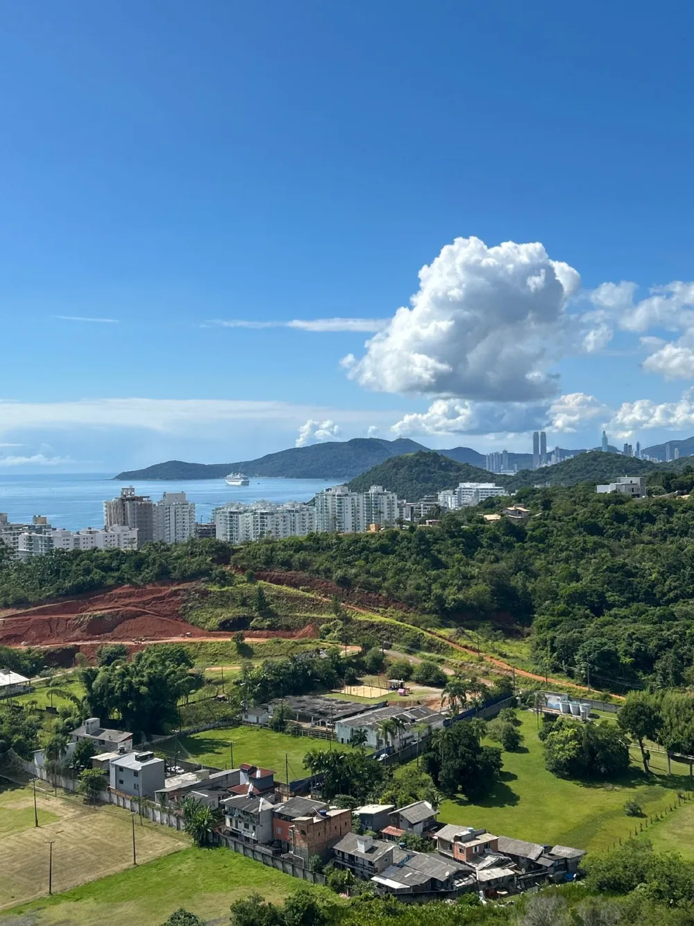 Apartamento para venda no bairro Praia Brava em Itajaí