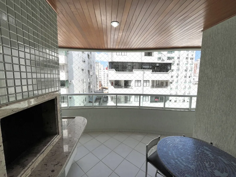 Apartamento para venda no bairro Centro em Balneário Camboriú