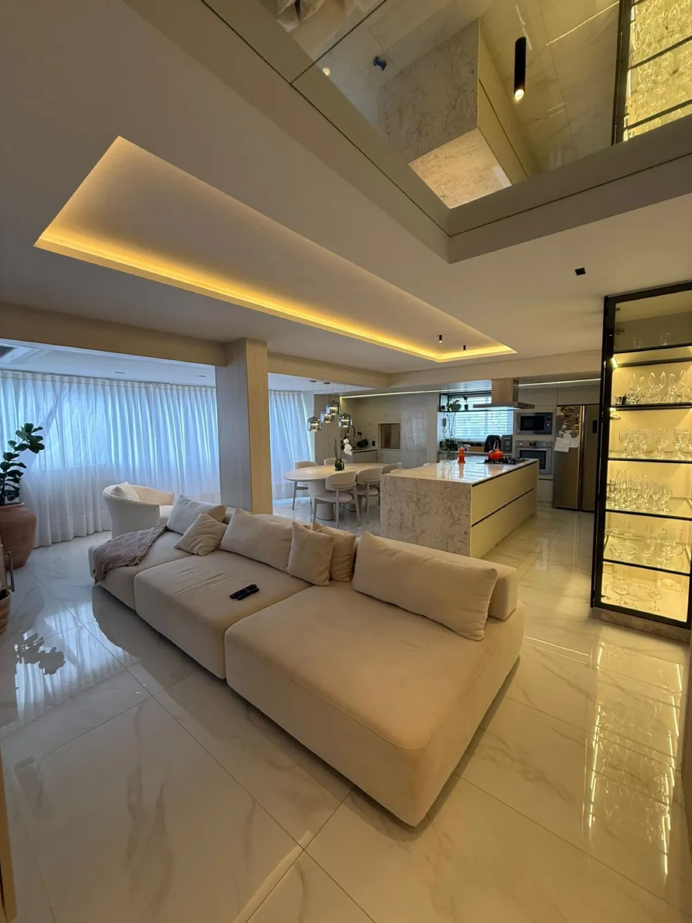 Apartamento para venda no bairro Centro em Balneário Camboriú