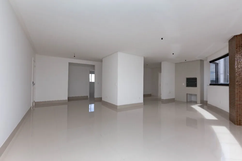 Apartamento para venda no bairro Centro em Balneário Camboriú