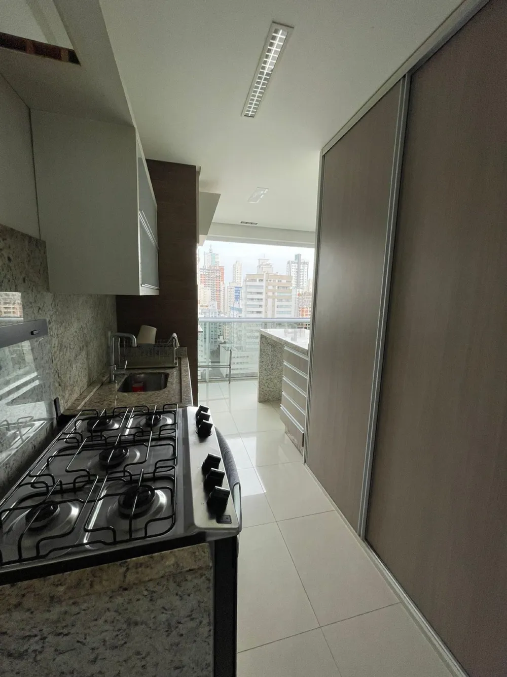 Apartamento para venda no bairro Pioneiros em Balneário Camboriú