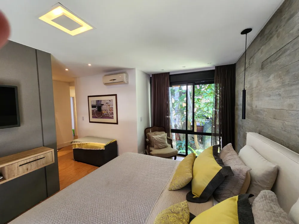 Casa 4 quartos para venda no bairro Barra em Balneário Camboriú