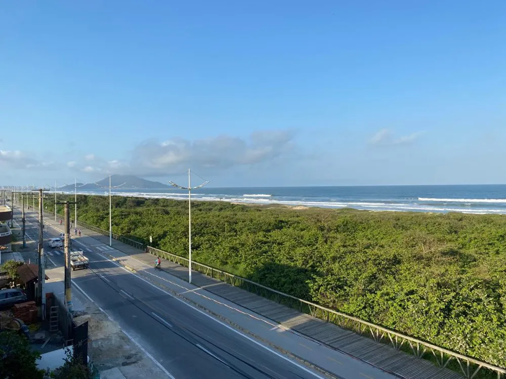 Casa para venda no bairro Meia Praia em Navegantes