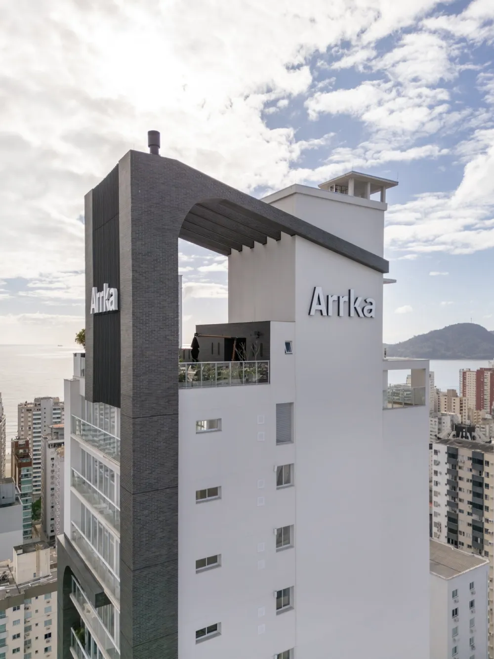 Apto. Decorado 4 quartos para reserva no bairro Centro em Balneário Camboriú