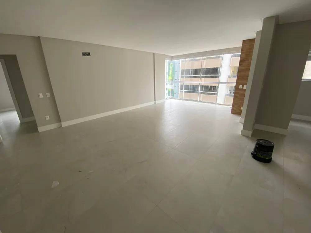 Apartamento 3 quartos para venda no bairro Pioneiros em Balneário Camboriú