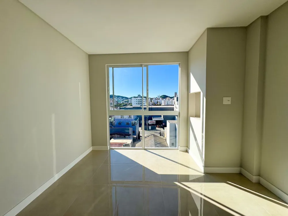 Apartamento para reserva no bairro Nações em Balneário Camboriú