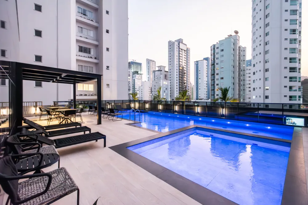 Apto. Cobertura para reserva no bairro Pioneiros em Balneário Camboriú