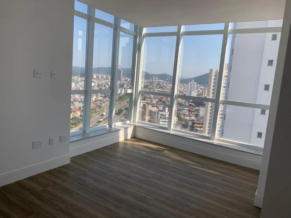Apartamento para venda no bairro Barra Sul em Balneário Camboriú