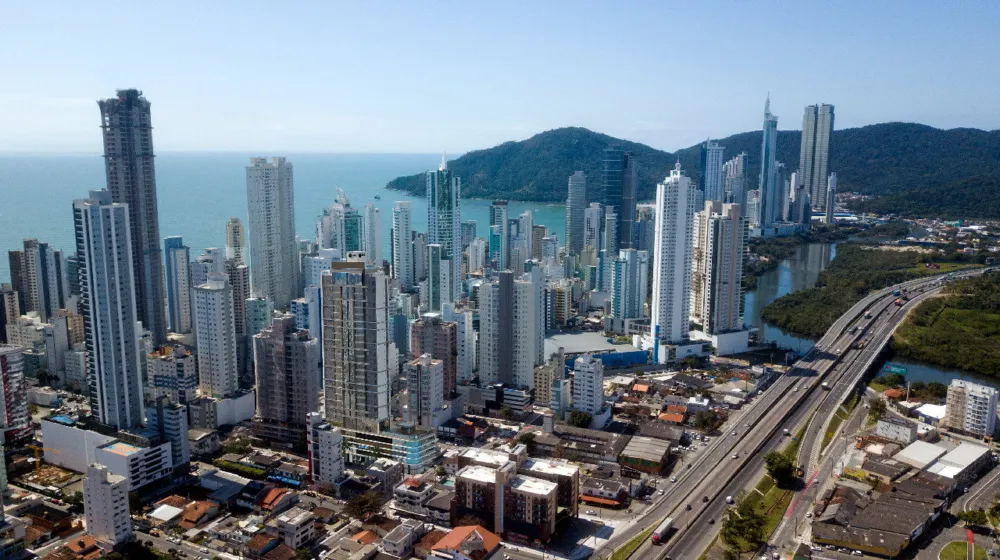 Apartamento para venda no bairro Centro em Balneário Camboriú