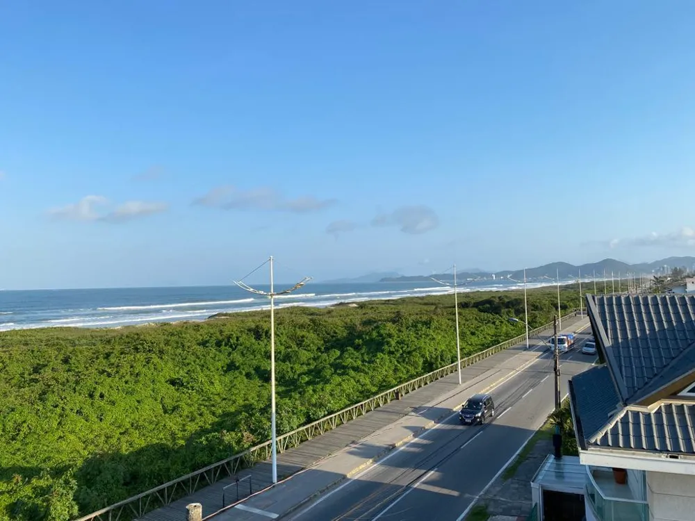 Casa para venda no bairro Meia Praia em Navegantes