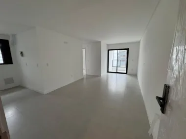 Apartamento para venda  uma Suite + Um Dormitório Duas Vagas Privativas.  