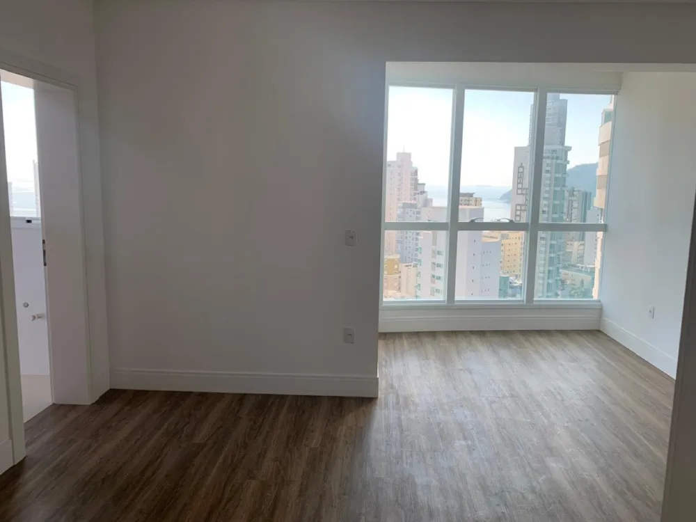 Apartamento para venda no bairro Barra Sul em Balneário Camboriú
