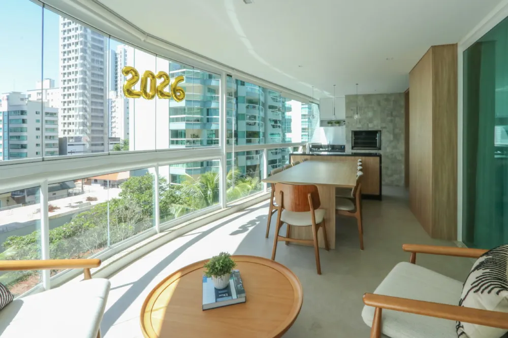 Apartamento 4 quartos para venda no bairro Meia Praia em Itapema