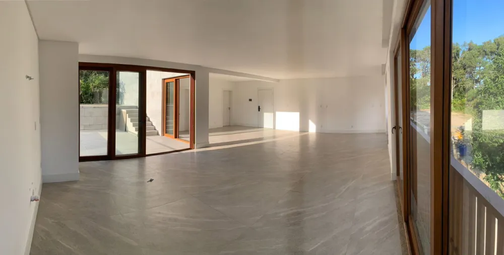 Apartamento para reserva no bairro Praia do Estaleiro em Balneário Camboriú