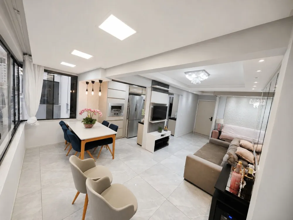 Apartamento para venda no bairro Centro em Balneário Camboriú