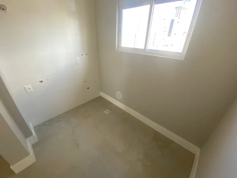 Apartamento 3 quartos para venda no bairro Pioneiros em Balneário Camboriú