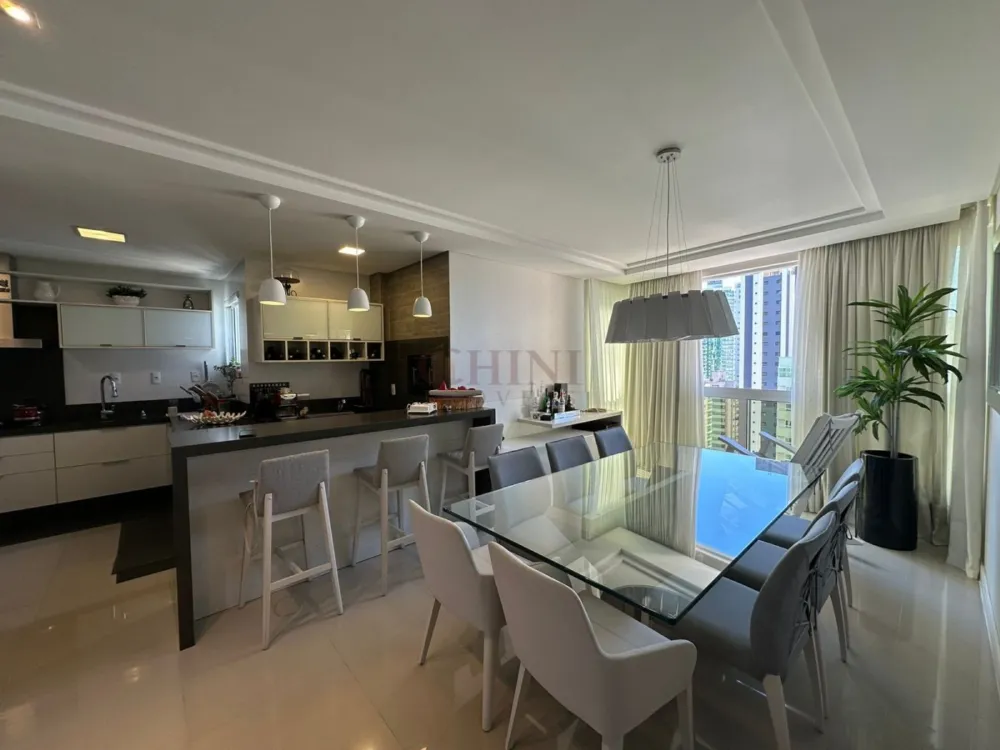 APARTAMENTO 01 SUITE + 02 DEMI SUITES 02 VAGAS PRIVATIVAS MOBILIADO