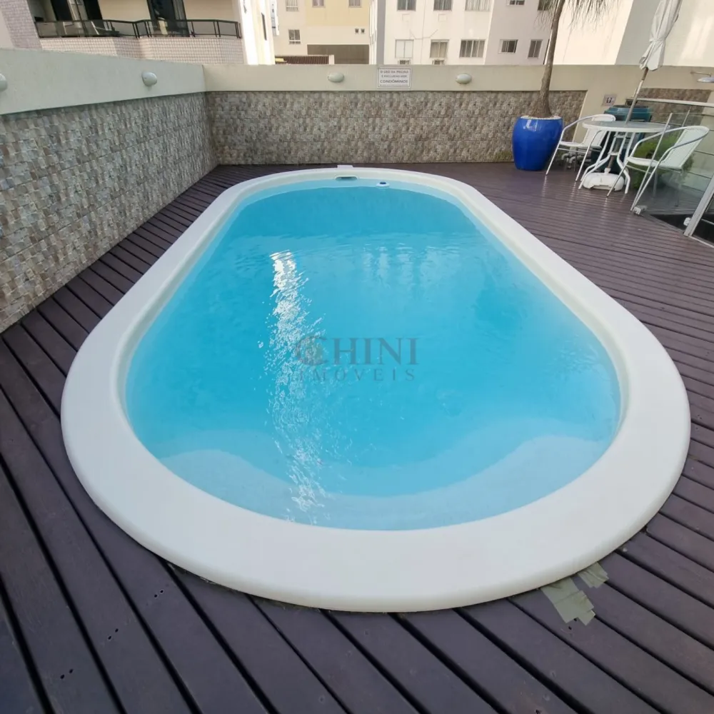 APARTAMENTO A VENDA NO CENTRO DE BALNEARIO CAMBORIU 