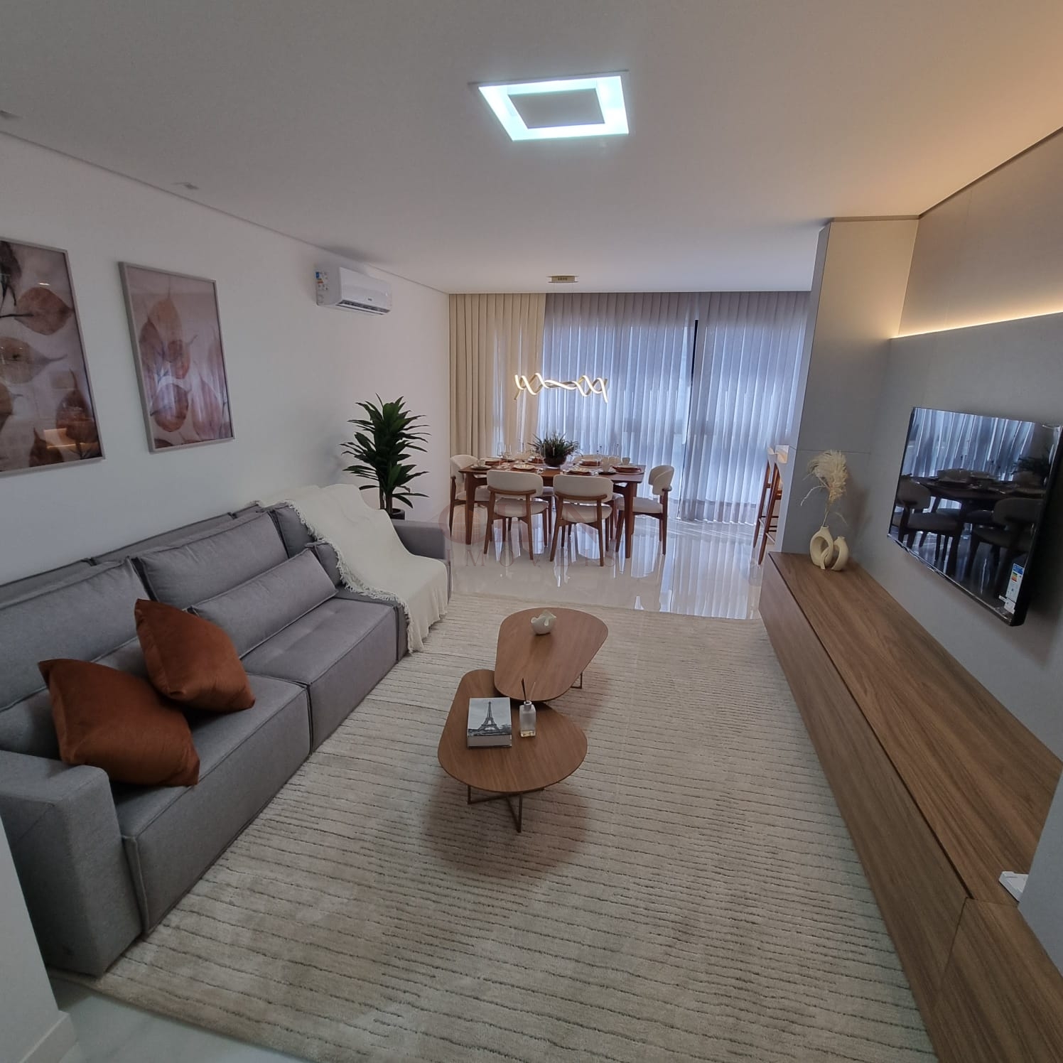 FINAMENTE MOBILIADO DECORADO 