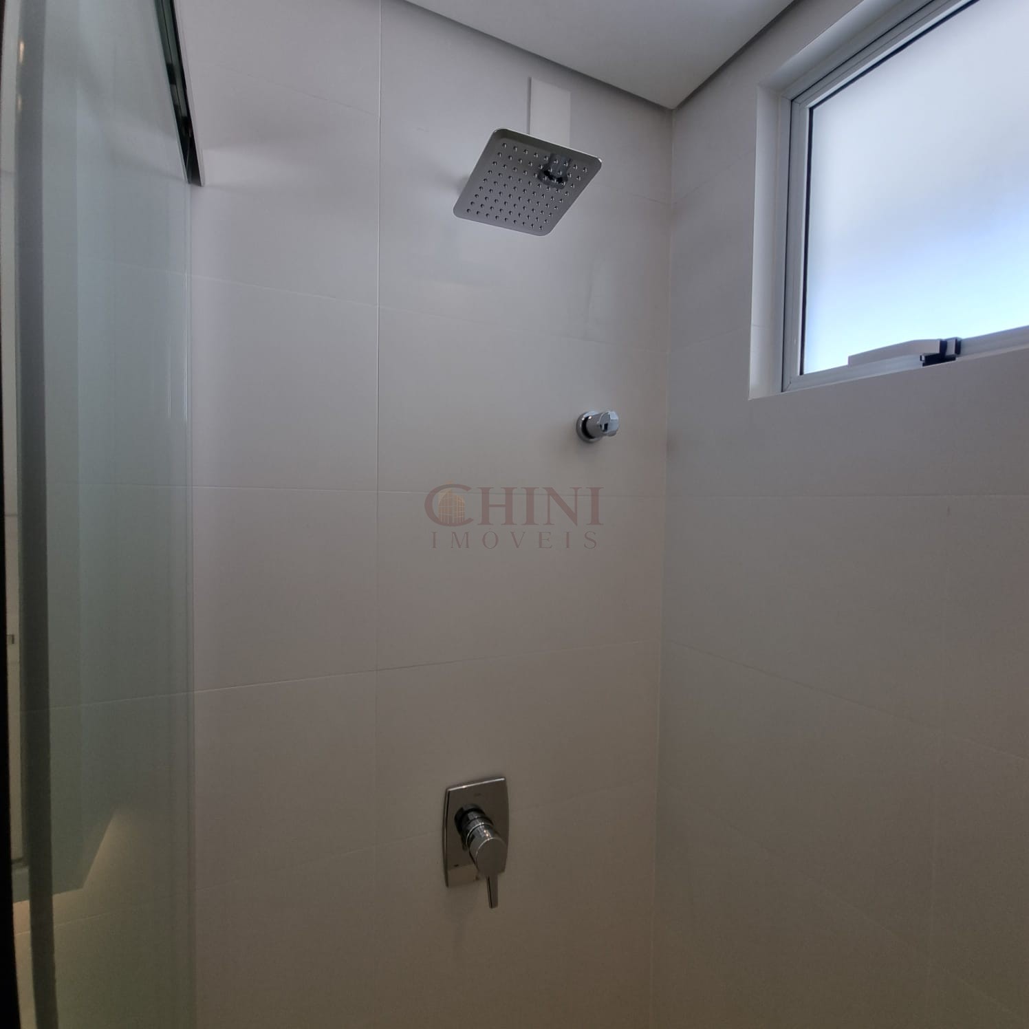 FINAMENTE MOBILIADO DECORADO 