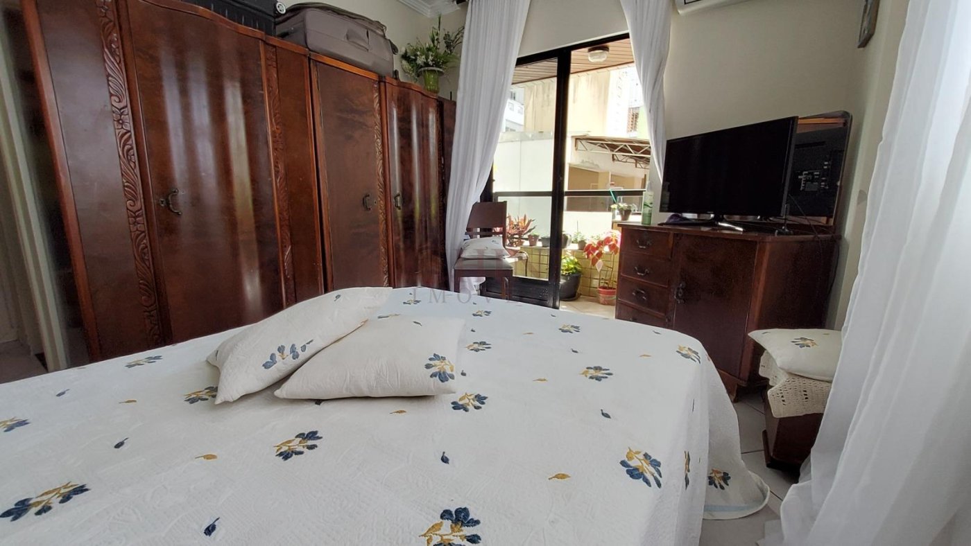 APARTAMENTO TRES DOMITORIOS NO CENTRO 