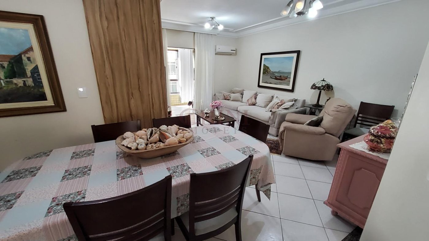 APARTAMENTO TRES DOMITORIOS NO CENTRO 