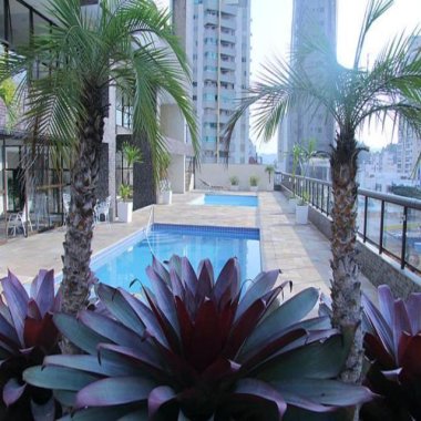 Apartamento 1 suíte para Locação Anual no bairro Centro em Balneário Camboriú