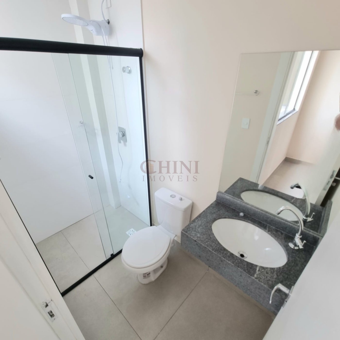 APARTAMENTO DOIS   DORMITORIO  SENDO UMA SUITE EM CAMBORIU TABULEIRO 