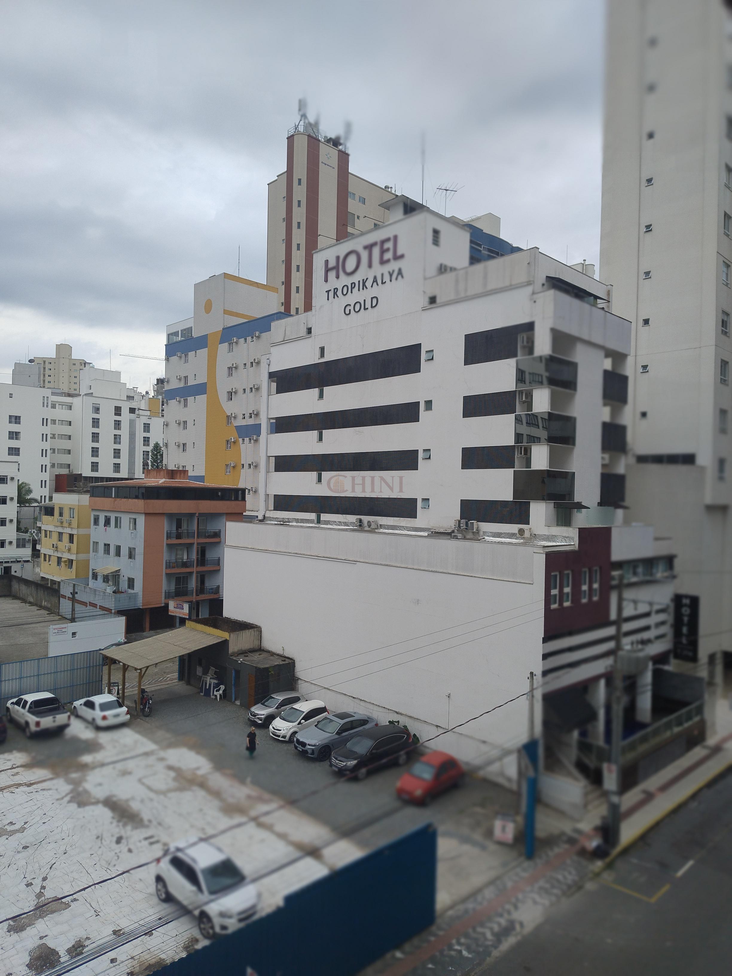 Apartamento para Locação Anual no bairro Centro em Balneário Camboriú