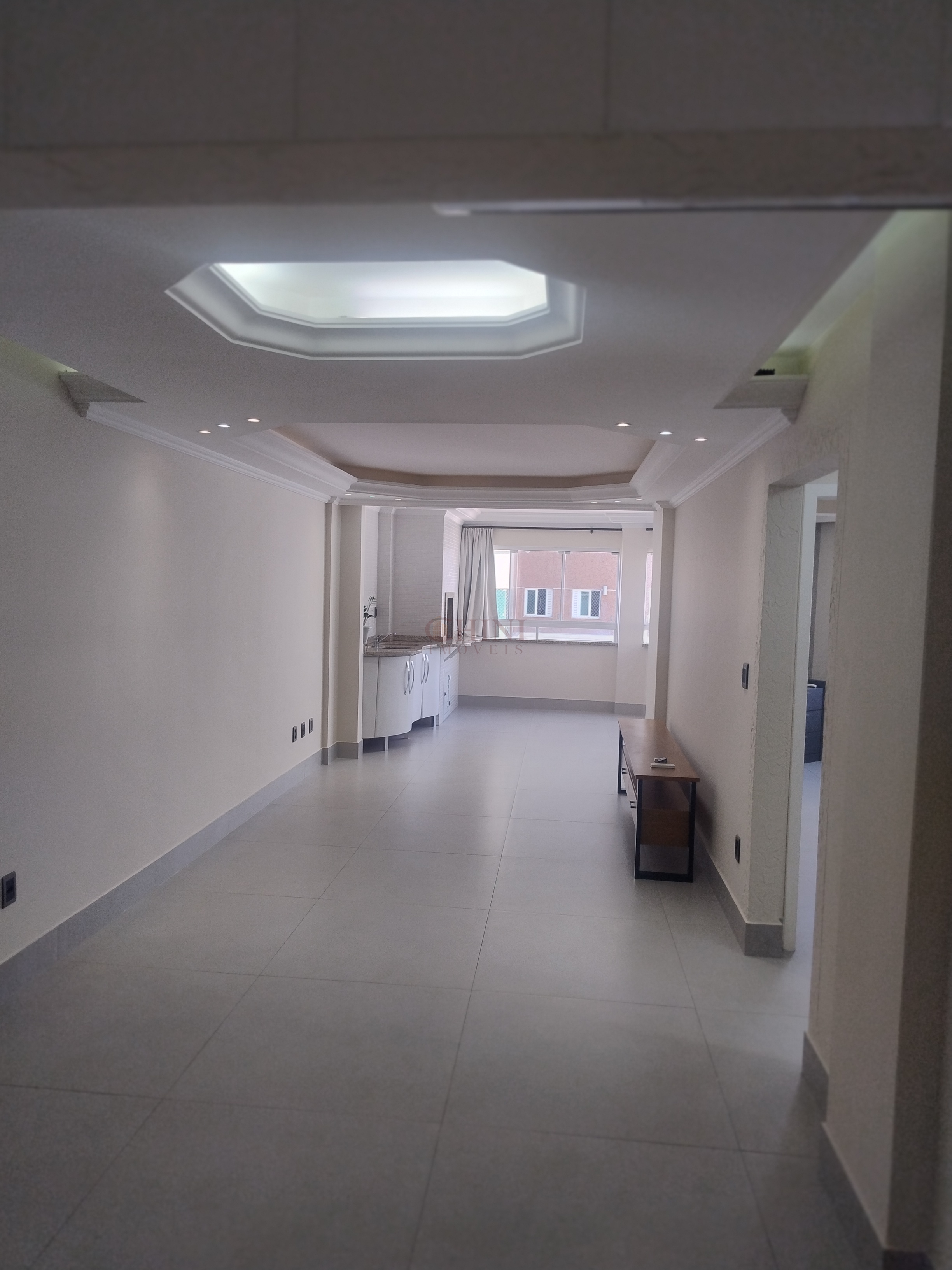 Apartamento 2 quartos para Locação Anual no bairro Centro em Balneário Camboriú