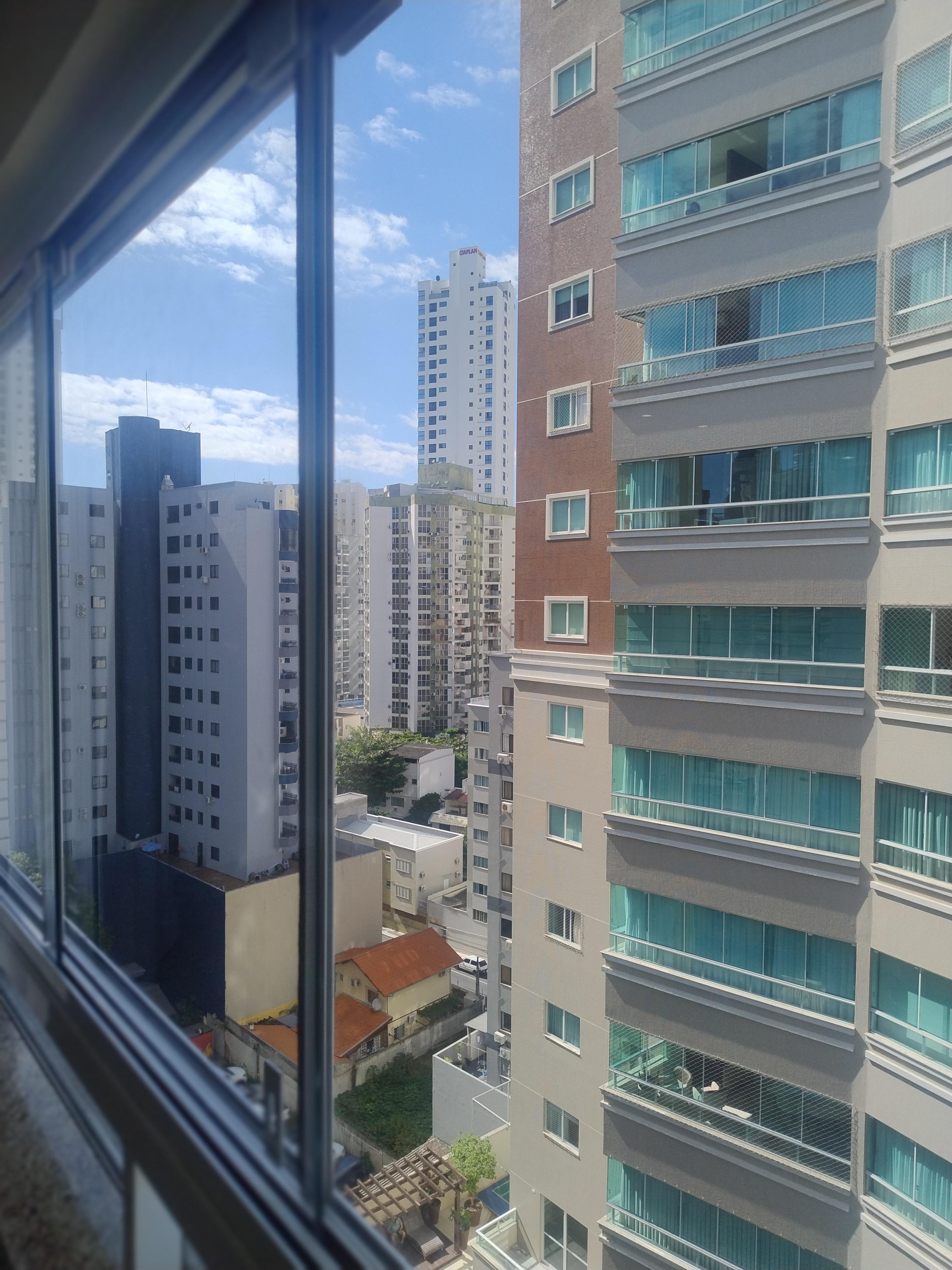 Apartamento 2 quartos para Locação Anual no bairro Centro em Balneário Camboriú