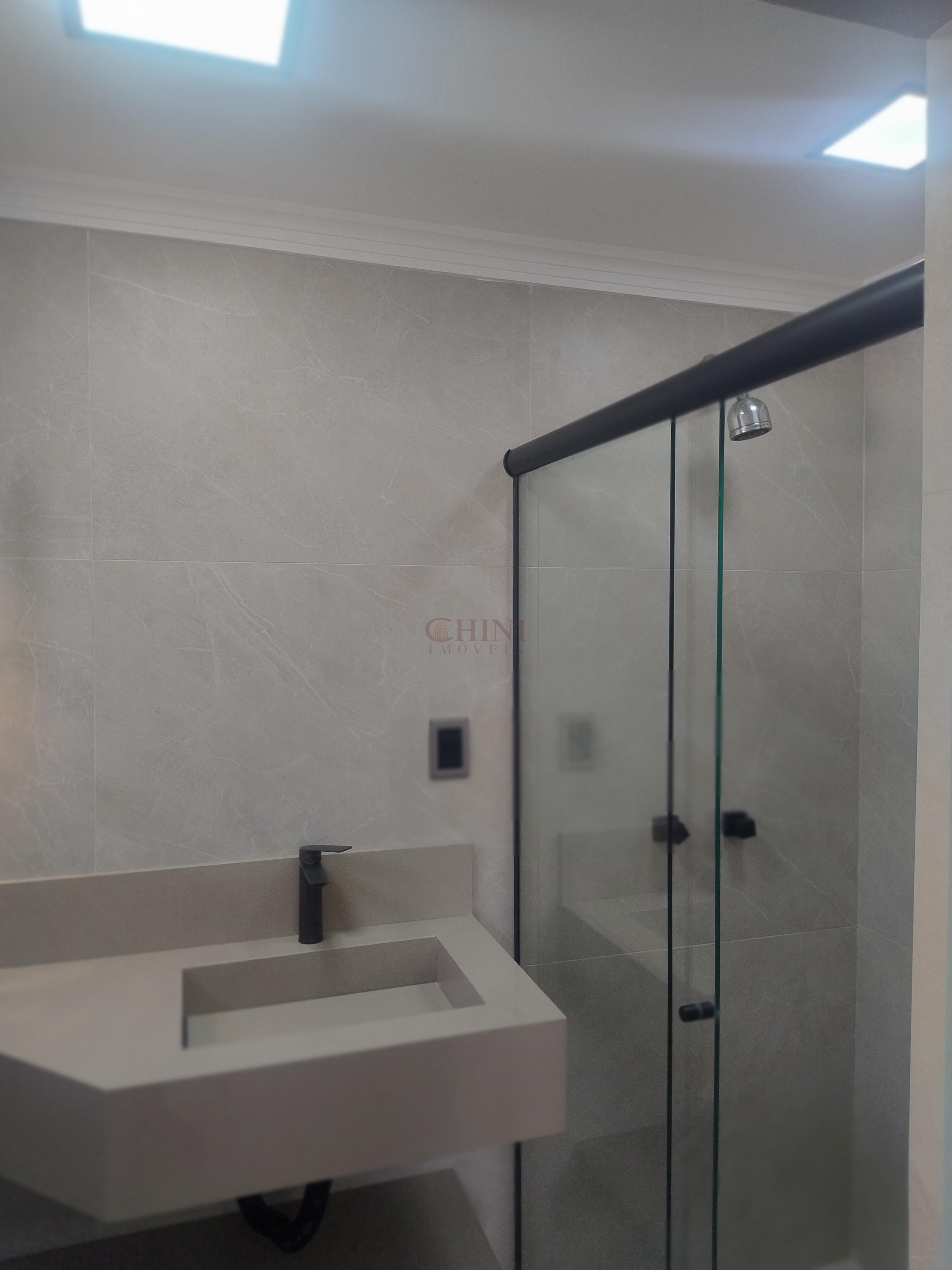 Apartamento 2 quartos para Locação Anual no bairro Centro em Balneário Camboriú