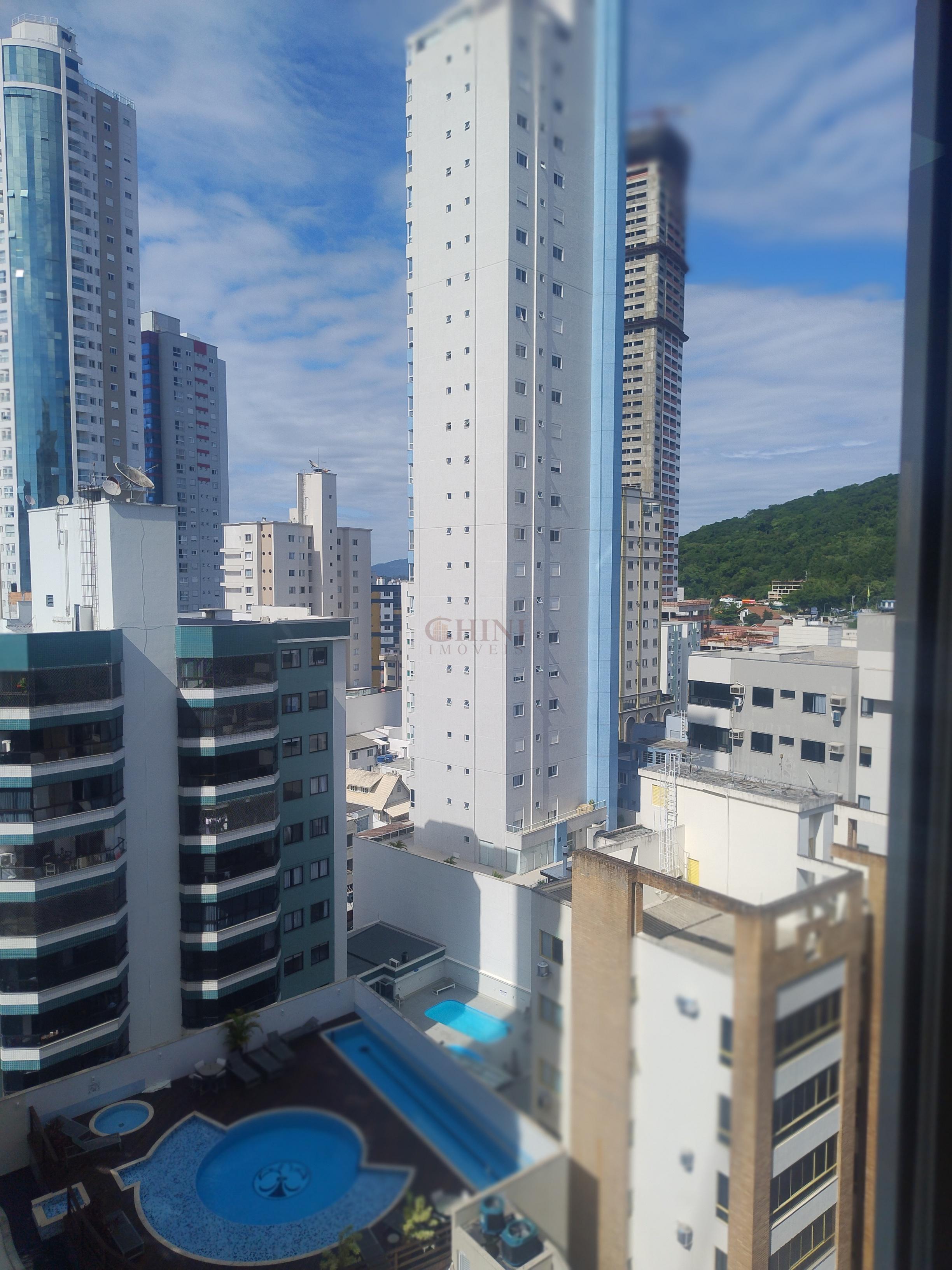 Apartamento 2 quartos para Locação Anual no bairro Centro em Balneário Camboriú