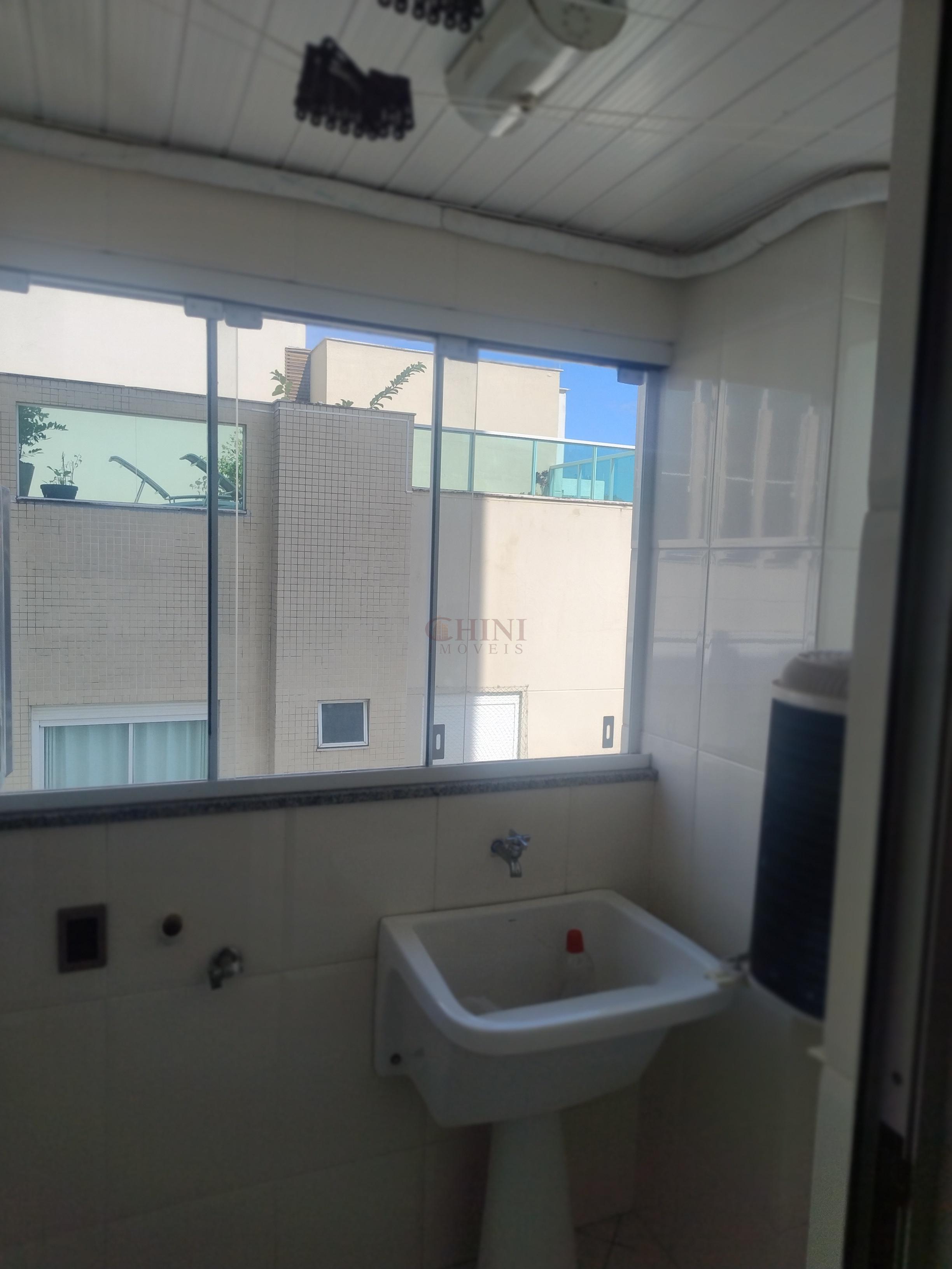 Apartamento 2 quartos para Locação Anual no bairro Centro em Balneário Camboriú