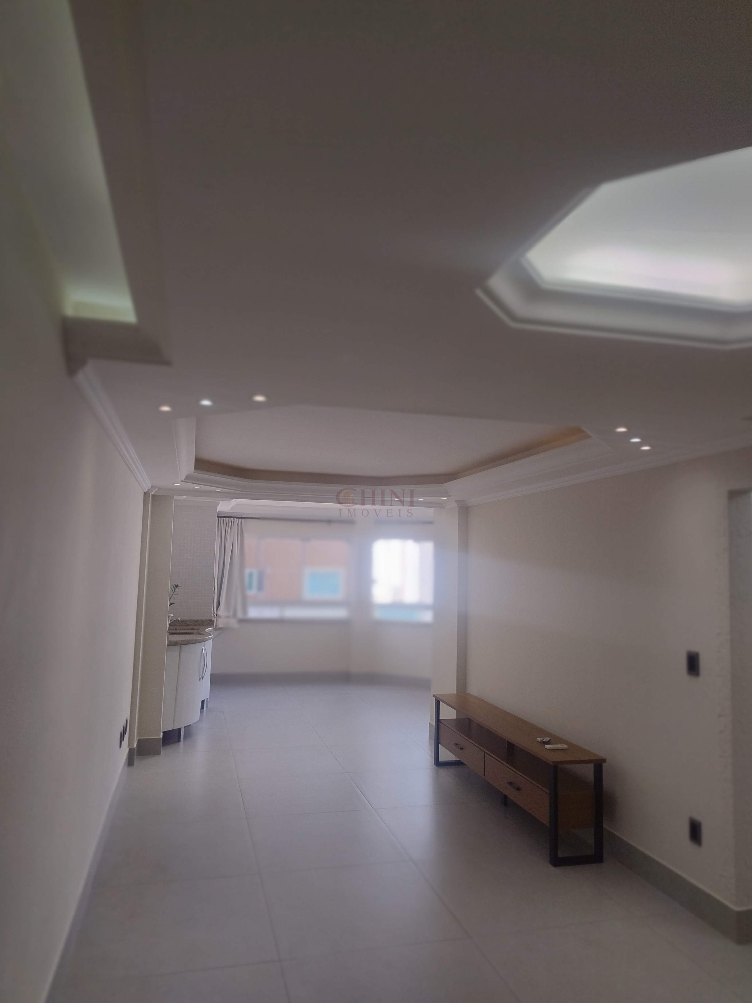 Apartamento 2 quartos para Locação Anual no bairro Centro em Balneário Camboriú