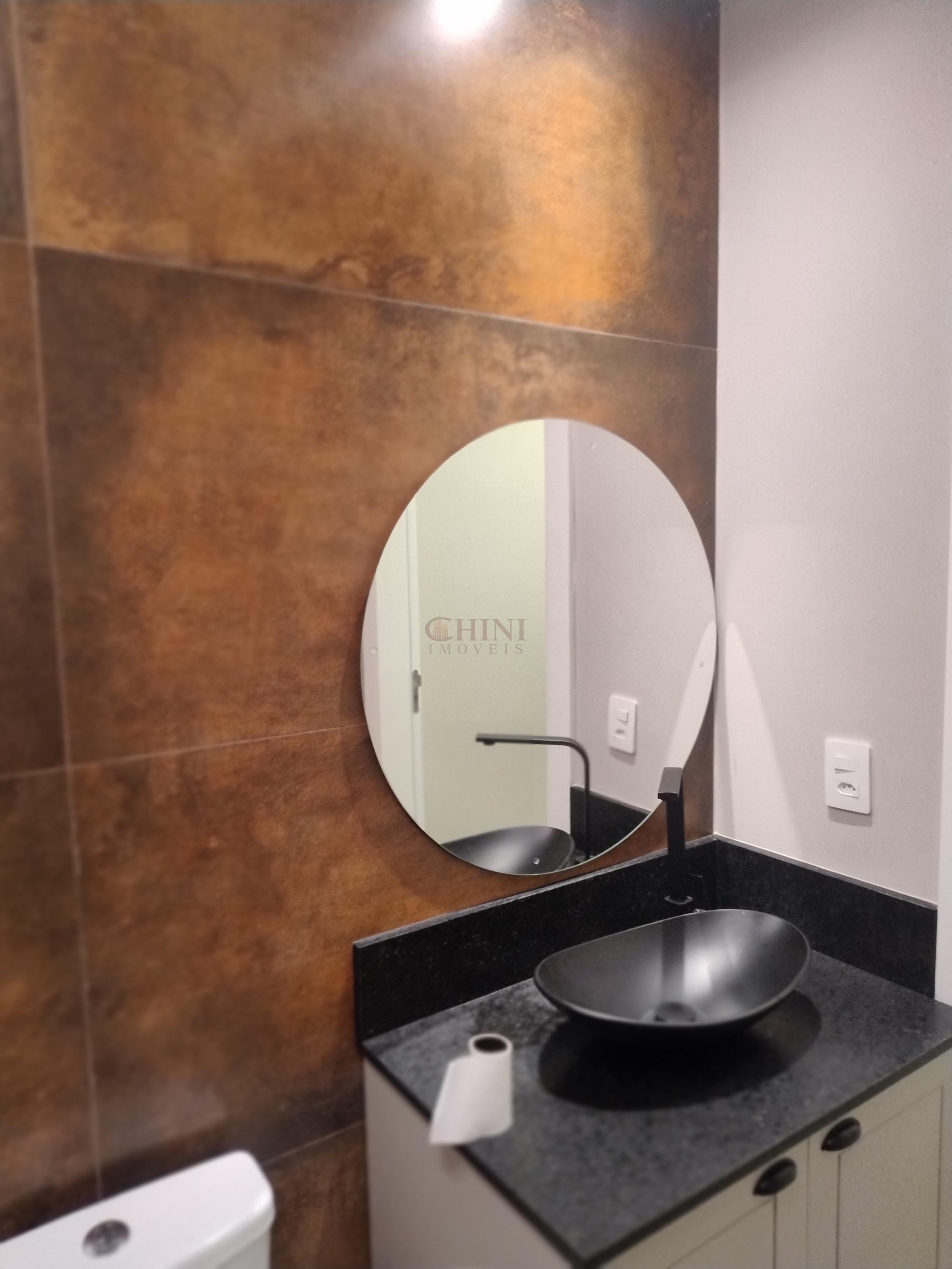 SALA PARA LOCAÇÃO ANUAL NO CENTRO DE BALNEÁRIO CAMBORIU SC 