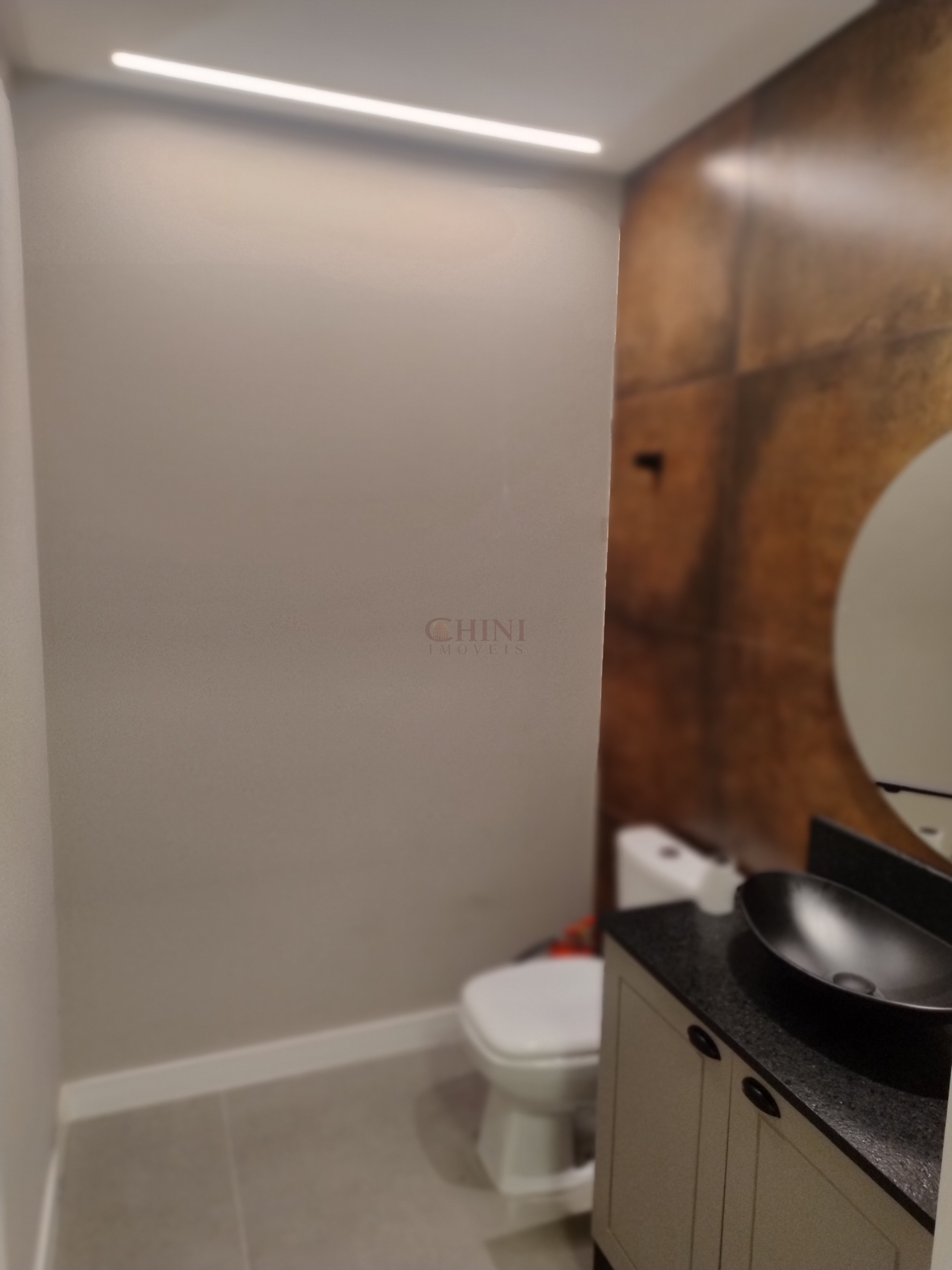 SALA PARA LOCAÇÃO ANUAL NO CENTRO DE BALNEÁRIO CAMBORIU SC 