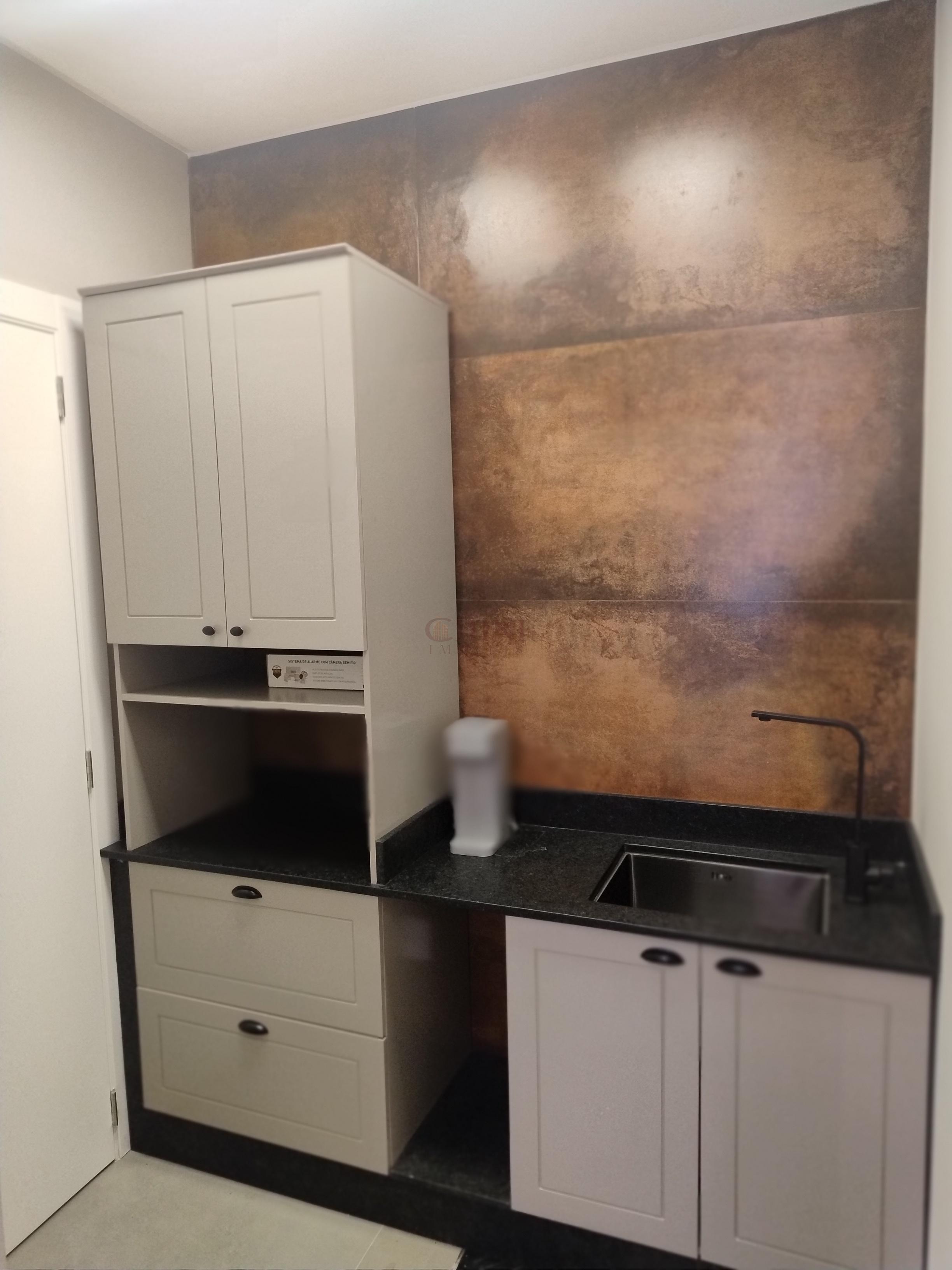 SALA PARA LOCAÇÃO ANUAL NO CENTRO DE BALNEÁRIO CAMBORIU SC 