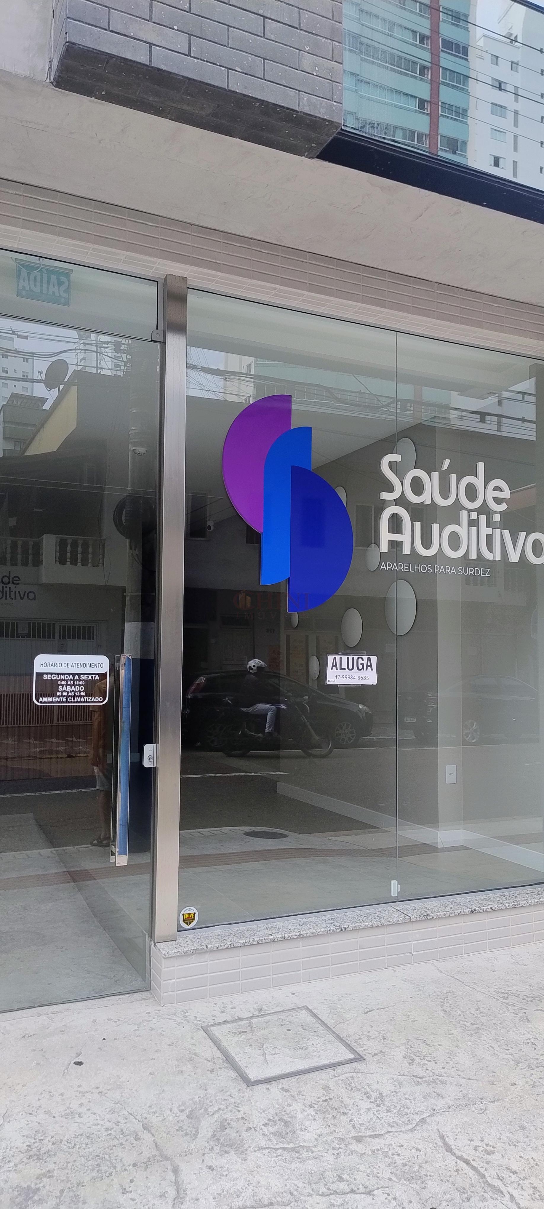 SALA PARA LOCAÇÃO ANUAL NO CENTRO DE BALNEÁRIO CAMBORIU SC 