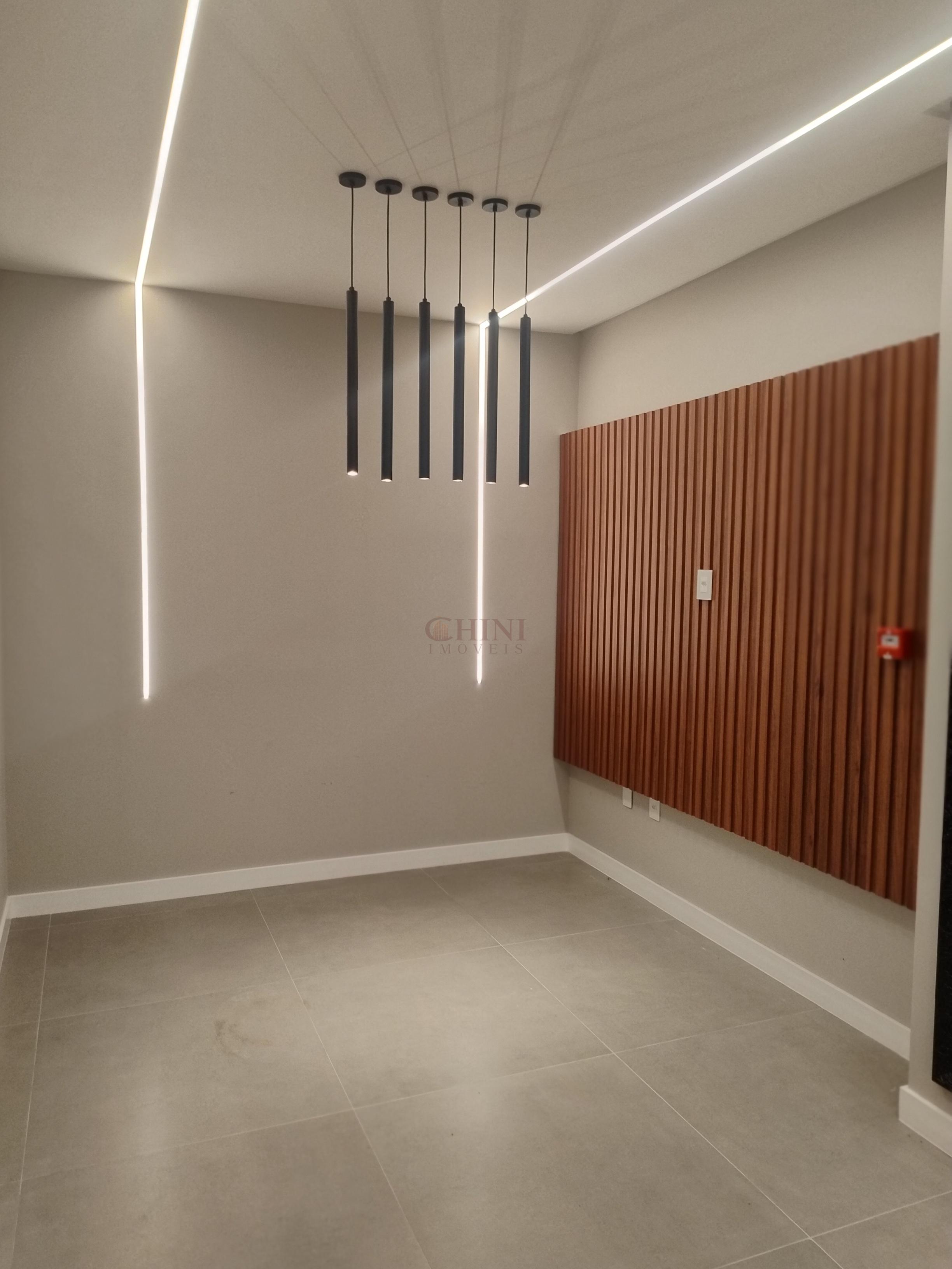 SALA PARA LOCAÇÃO ANUAL NO CENTRO DE BALNEÁRIO CAMBORIU SC 