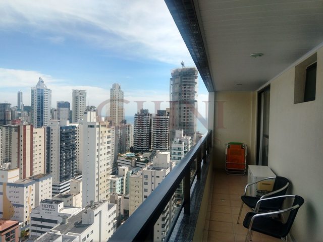 Apartamento 2 quartos para Venda no bairro Centro em Balneário Camboriú