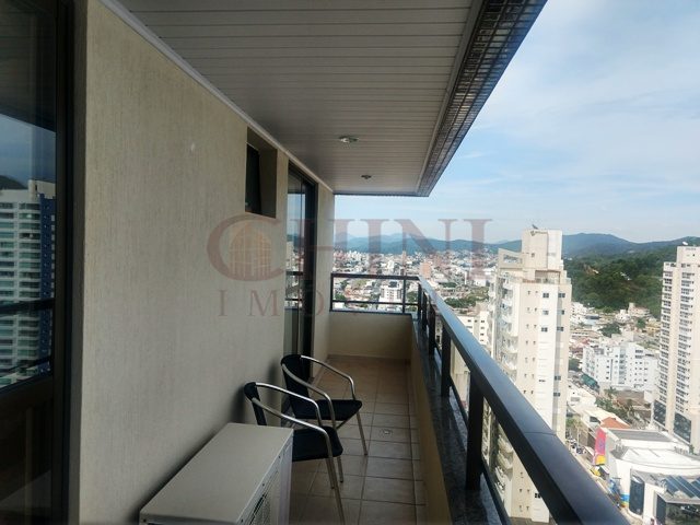 Apartamento 2 quartos para Venda no bairro Centro em Balneário Camboriú